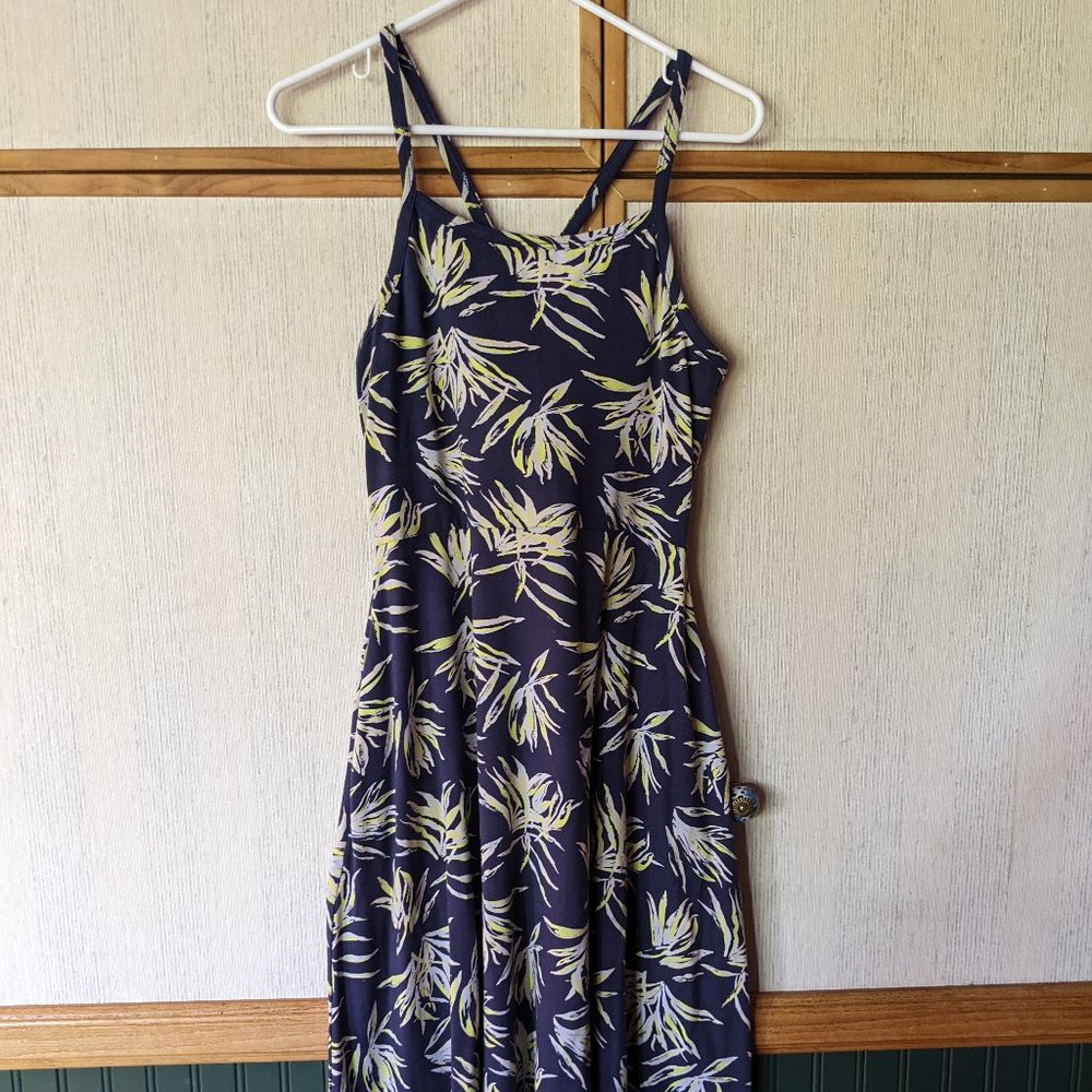 Pact Fit and Flare midi dress M